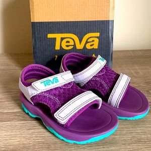 TEVA Toddler Psyclone XLT Sandal Sz 5 Purple/Teal